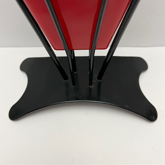 Vintage Postmodern Memphis Style Red Clear Art Glass Vase and Metal Stand - Picture 13 of 14